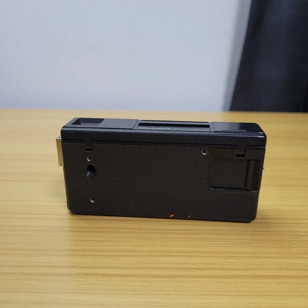 Konica Pocket 400 110 Film Camera Missing‎ Battery Cover For Parts